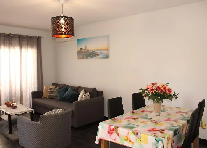 Pinheiro Apartman *